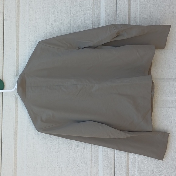 Eileen Fisher Tan Taupe Mandarin Collar Zip Up Jacket Sz Small Italian Fabric - Picture 3 of 9